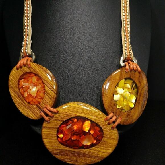 Chico's Wooden Clear Resin Leather Necklace, 25 Inches, New With Tags - Picture 8 of 8